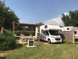 חניון קרוואנים חורשת טל