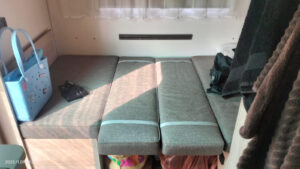 פנימי פינת ישיבה